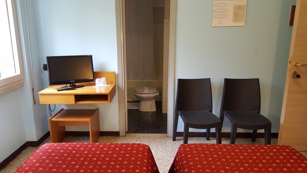 Hotel San Marco Bb Boario Terme Kültér fotó
